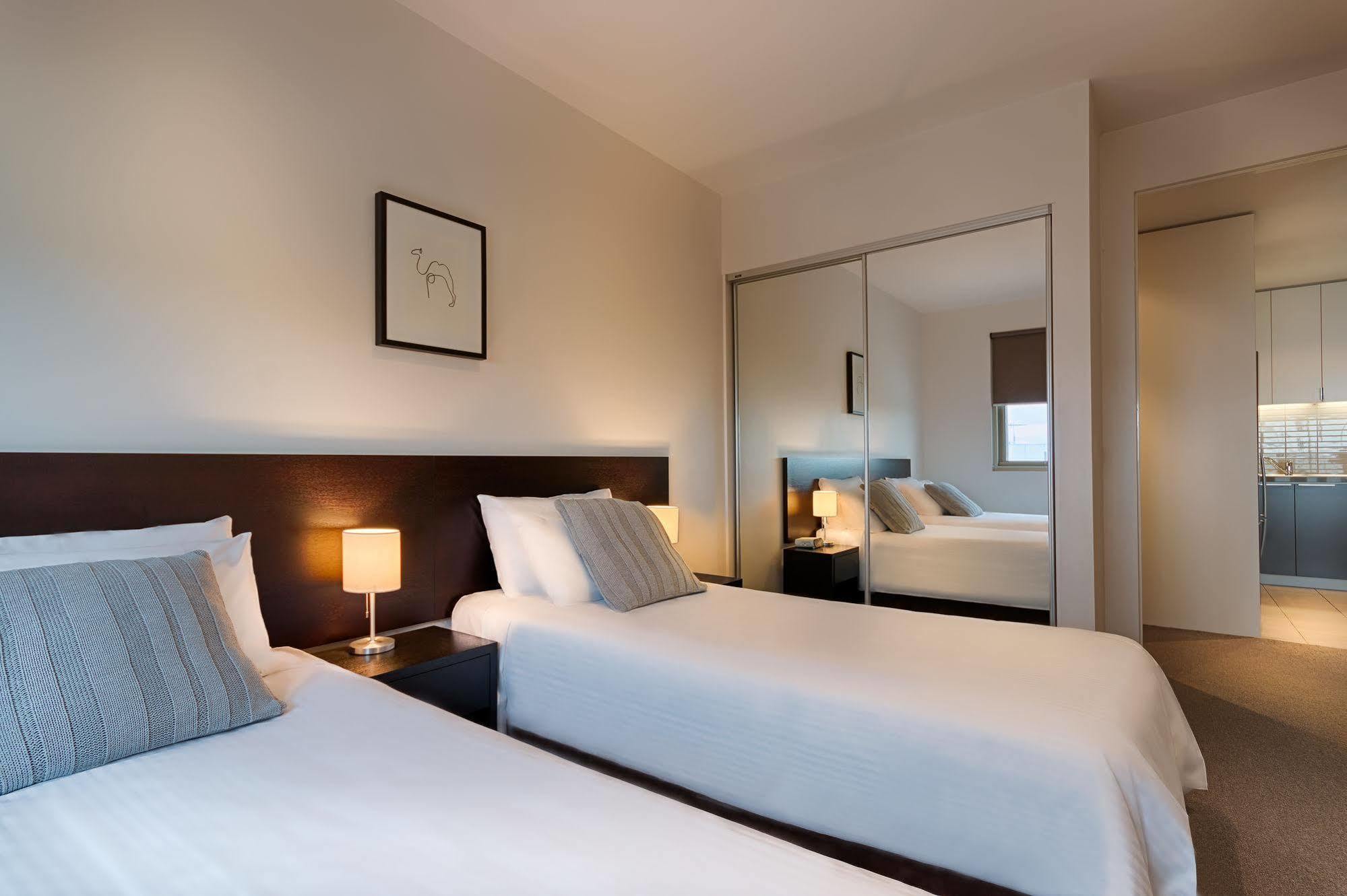 Caroline Serviced Apartments Brighton Melbourne Exterior photo