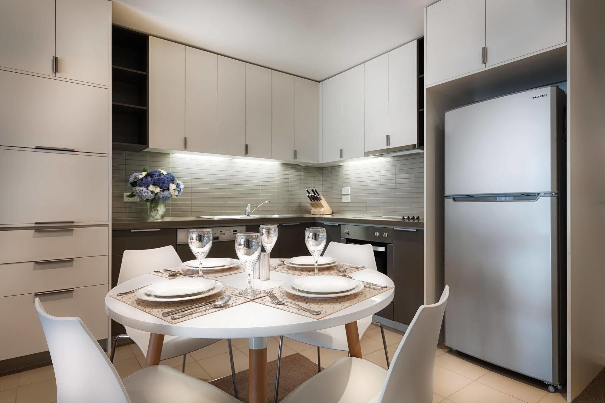 Caroline Serviced Apartments Brighton Melbourne Exterior photo